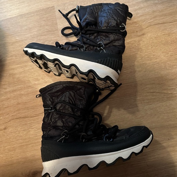 Sorel Shoes - Sorel Kinetic Boots